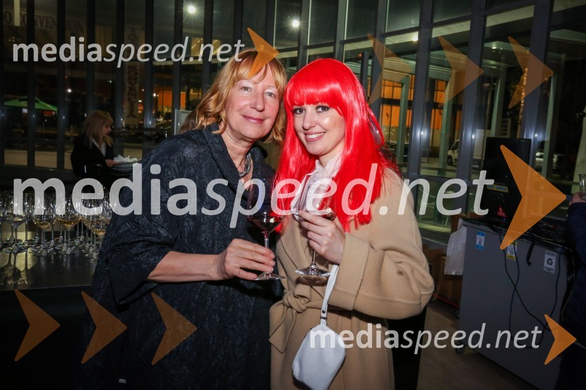  ... ;  Karmen Kaan, Mon'AmiZmagovalka Dnevov slovenske zabavne glasbe, Poprock je Anabel