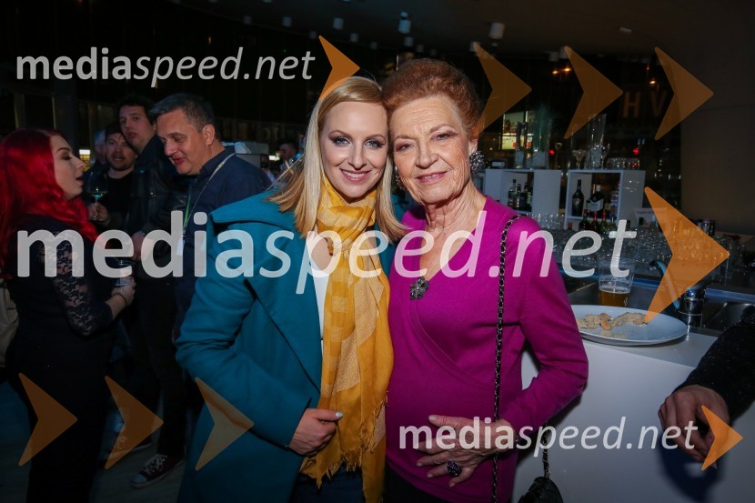  Anja Križnik Tomažin, voditeljica;  Elza Budau, slovenska besedilopiska, pesnica in pisateljicaZmagovalka Dnevov slovenske zabavne glasbe, Poprock je Anabel