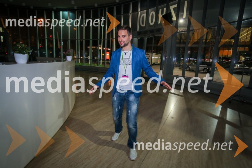 Zmagovalka Dnevov slovenske zabavne glasbe, Poprock je Anabel