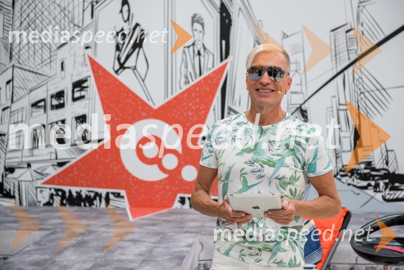   Igor  Jelen-Iggy, koreograf, lastnik plesnega centra IgenModna revija, Qlandia Ptuj