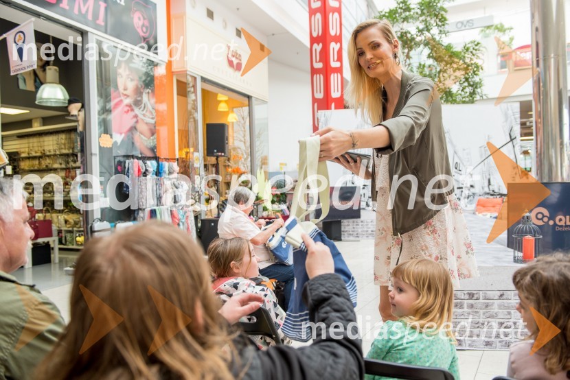  Tjaša  Kokalj Jerala, manekenka, voditeljicaModna revija, Qlandia Ptuj