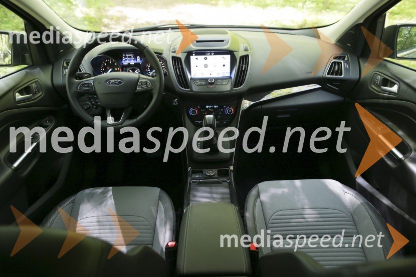 Ford Kuga 2.0 TDCi 132 kW Powershift AWD Titanium, notranjostFord Kuga 2.0 TDCi 132 kW Powershift AWD Titanium, mediaspeed test