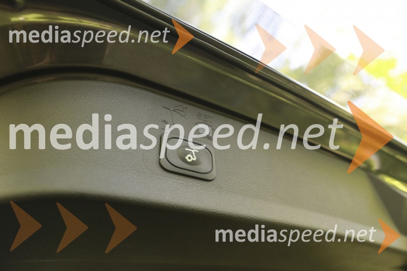 Ford Kuga 2.0 TDCi 132 kW Powershift AWD Titanium, električno zapiranje prtljažnikaFord Kuga 2.0 TDCi 132 kW Powershift AWD Titanium, mediaspeed test