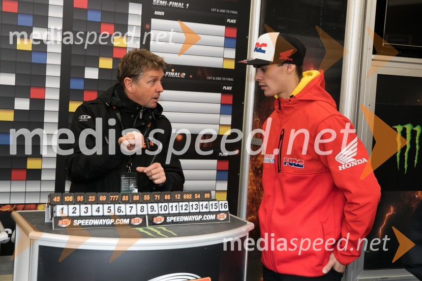  ... ;  Tim Gajser, motokrosist (Motocross-Ski Gajser team)2017 AZTORIN Slovenian FIM Speedway GP, žrebanje štartnih številk