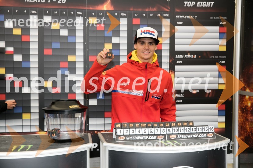  Tim Gajser, motokrosist (Motocross-Ski Gajser team)2017 AZTORIN Slovenian FIM Speedway GP, žrebanje štartnih številk