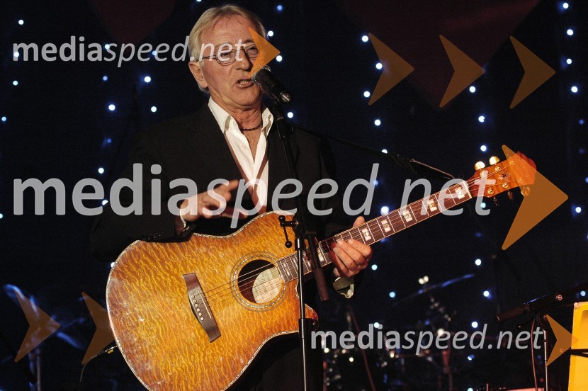 Oliver Dragojevič, hrvaški pevecValentinov koncert Oliverja Dragojeviča v Kongu