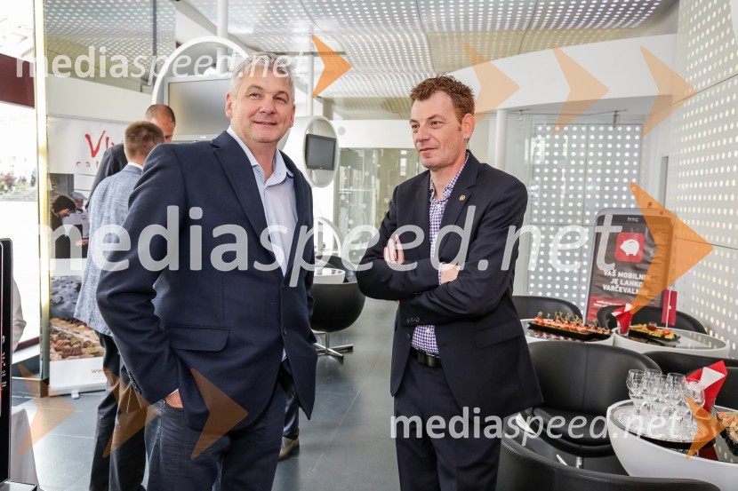  Aleš Pipan, trener Zlatoroga;  Gašper Okorn, trener Uniona OlimpijeLiga Nova KBM, novinarska konferenca pred začetkom polfinala