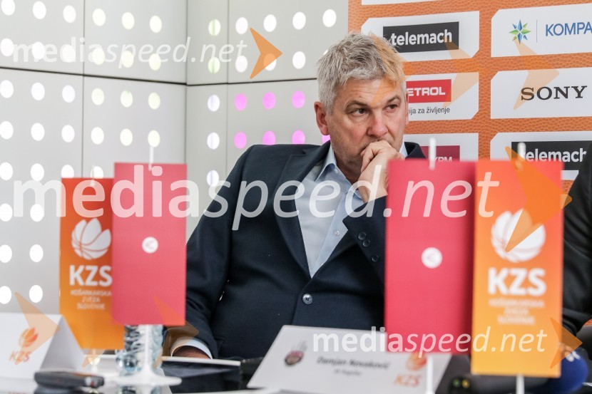  Aleš Pipan, trener ZlatorogaLiga Nova KBM, novinarska konferenca pred začetkom polfinala