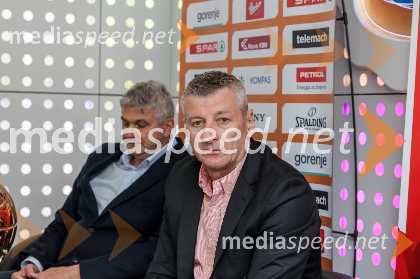  Aleš Pipan, trener Zlatoroga;  Damjan Novaković, trener RogaškeLiga Nova KBM, novinarska konferenca pred začetkom polfinala
