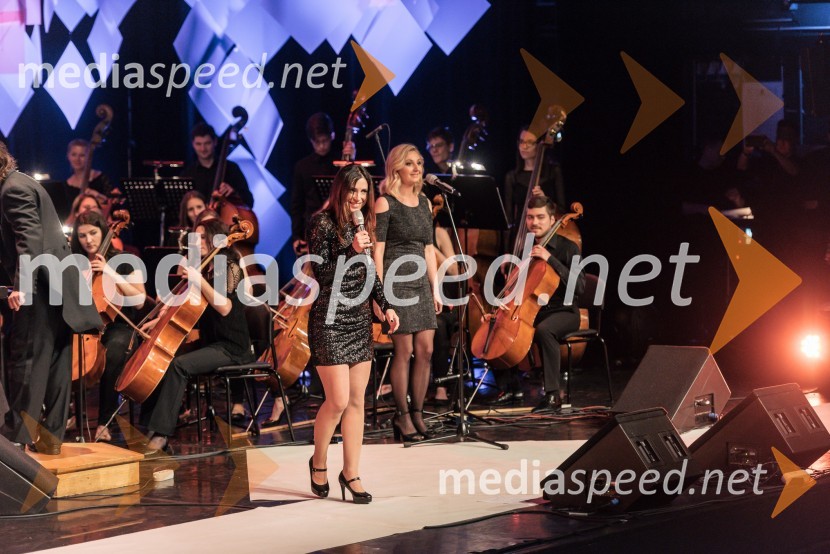  Urška  Majdič, pevka skupine Billysi