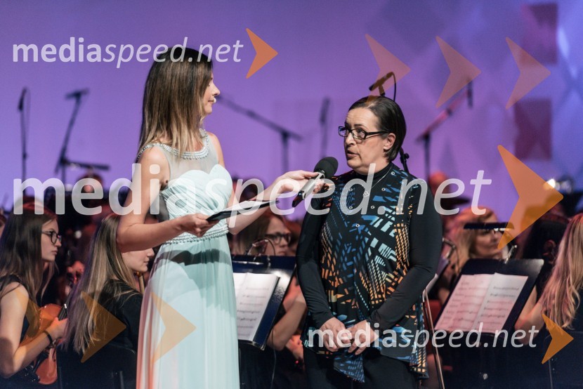  Karin Sabadin, TV voditeljica;  ... 