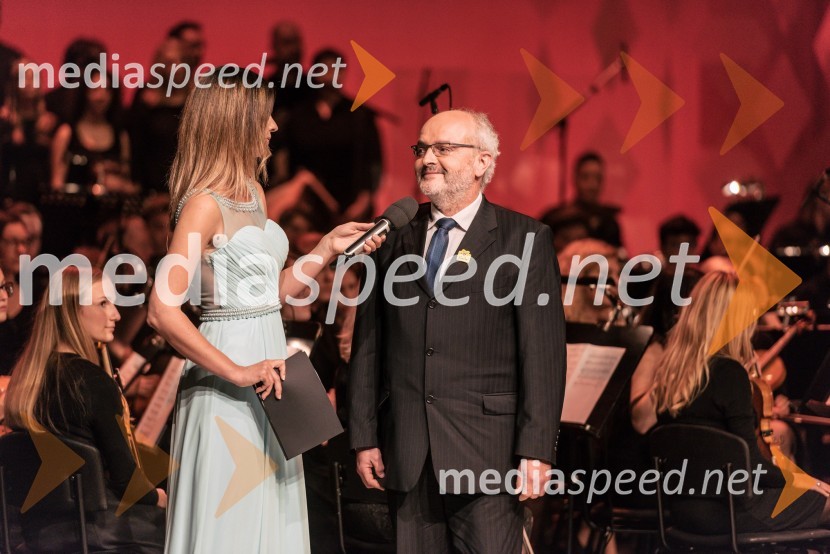  Karin Sabadin, TV voditeljica;  ... 