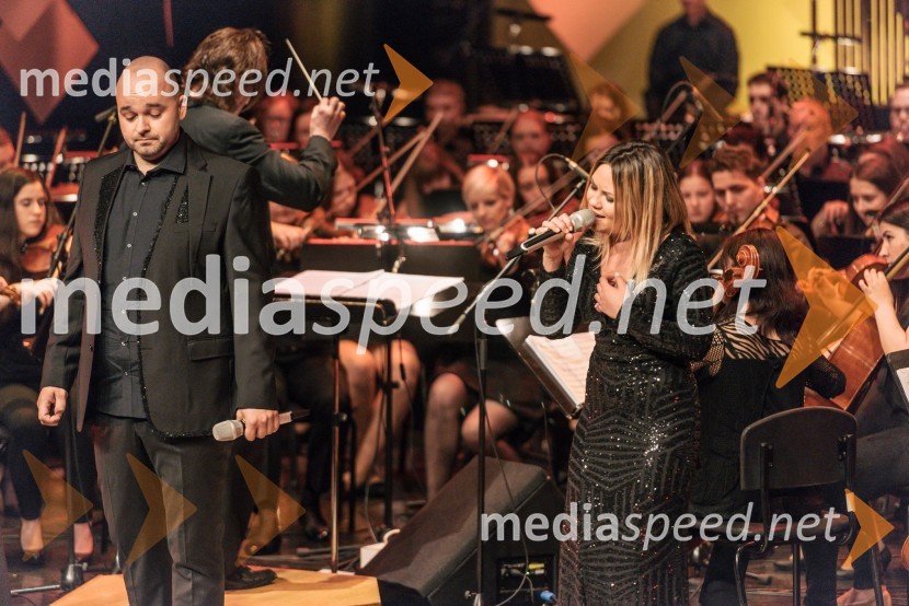  Bort Ross, glasbenik;  Aleksandra Josić, skupina King Foo, pevka