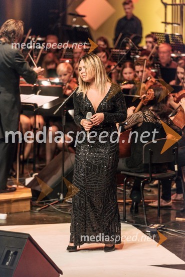  Aleksandra Josić, skupina King Foo, pevka