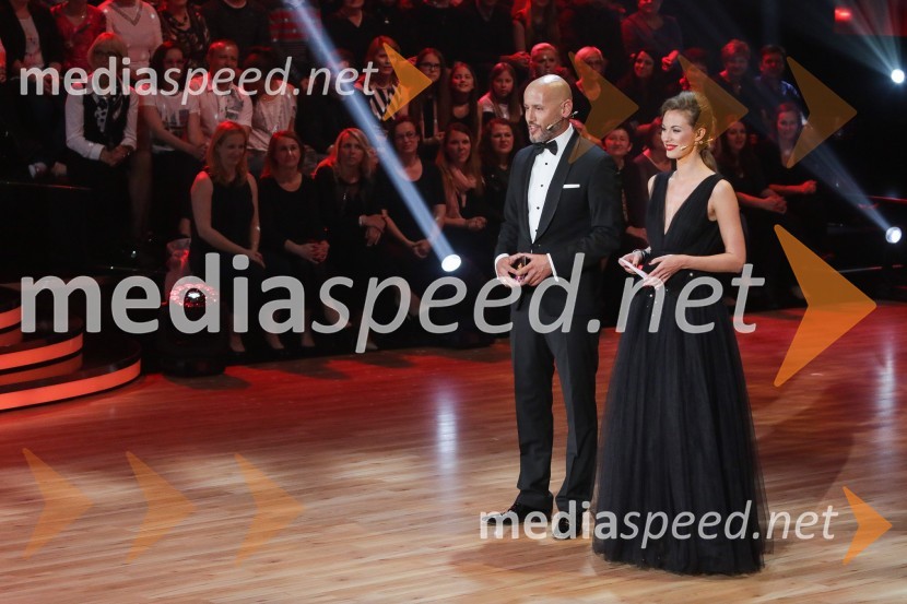  Peter Poles, televizijski voditelj;  Tara Zupančič, voditeljicaZvezde plešejo, osma oddaja