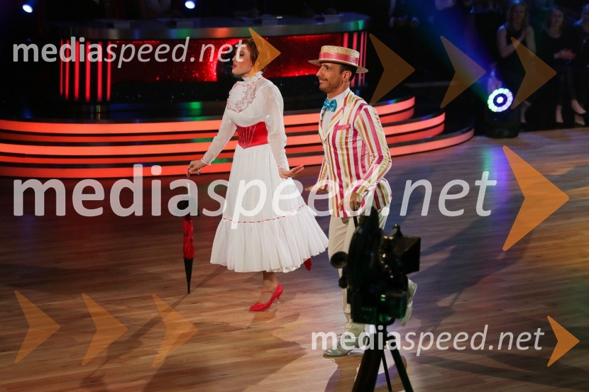  Maja Martina Merljak, igralka;  Miha Perat, plesalecZvezde plešejo, osma oddaja