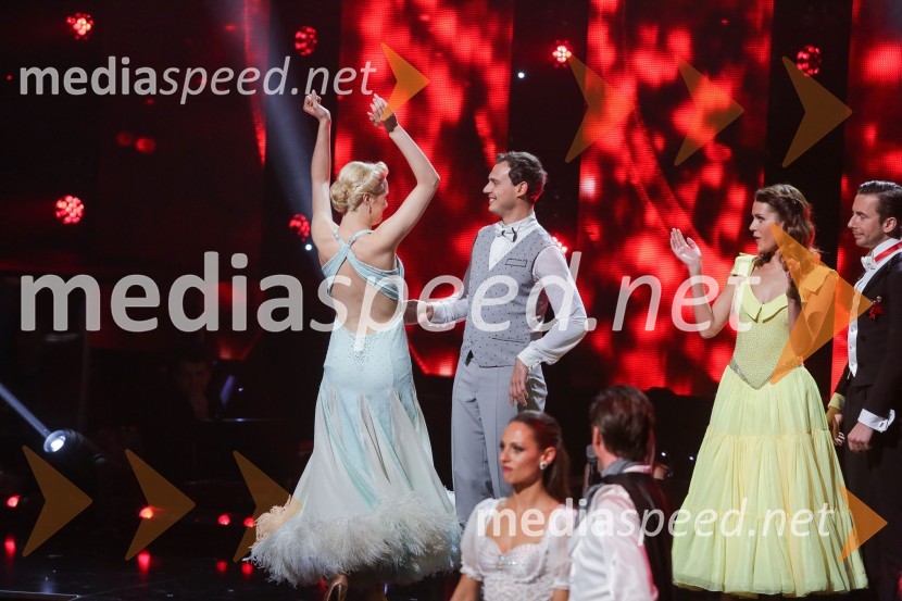  Tadeja Pavlič, plesalka;  Dejan Vunjak, glasbenik;  Lejna Karić Lubarda, plesalka;  Igor Štamulak, igralec;  Nuša Lesar, novinarka in voditeljica;  Andrej Rebula, plesalecZvezde plešejo, osma oddaja