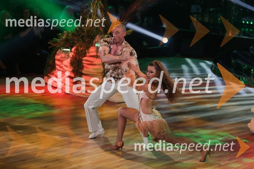  Denis Porčič – Chorchyp, glasbenik;  Martina  Plohl, plesalkaZvezde plešejo, osma oddaja