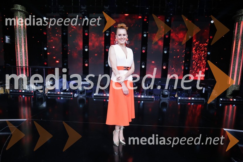  Katarina Venturini, nekdanja plesalkaZvezde plešejo, osma oddaja