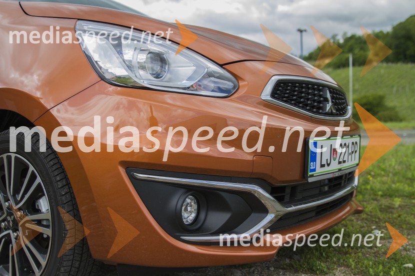 Mitsubishi Space Star ClearTec 1.2 Intense, meglenke v opremi IntenseMitsubishi Space Star ClearTec 1.2 Intense, mediaspeed test