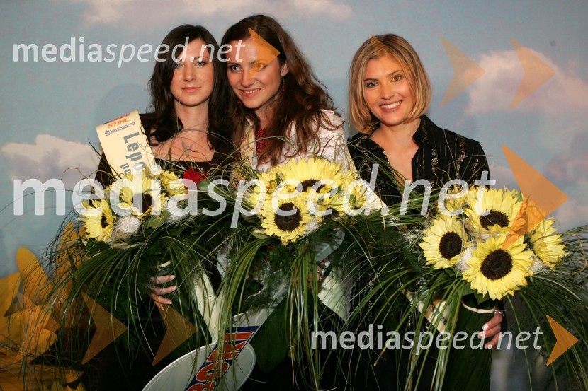 2.spremljevalka Silva Kralj iz Bele Krajine, zmagovalka Darja Hostnik iz Pristave pri Mestinju in 1.spremljevalka Anita Perme iz GrosupljaLepo 2006 finale