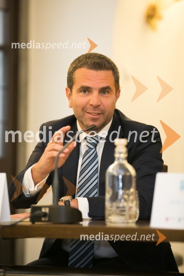  Tomaž Jontes,  strateg kabineta uprave, Telekom Slovenije d.d.Novinarska konferenca Festivala Ljubljana