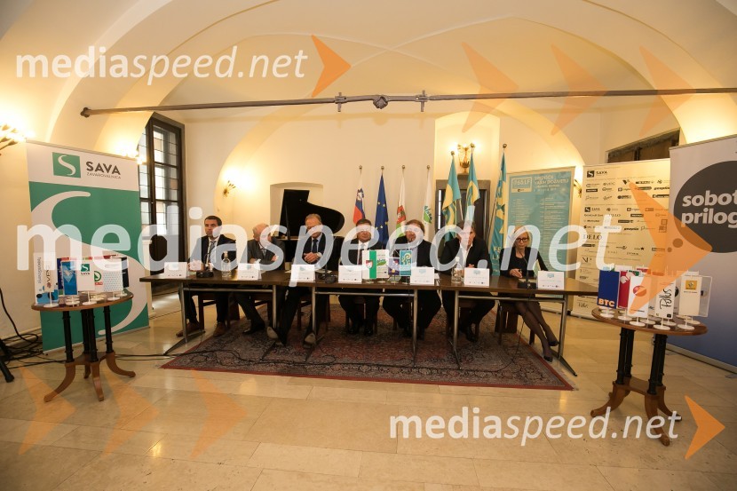  Tomaž Jontes,  strateg kabineta uprave, Telekom Slovenije d.d.;  Jože  Mermal, predsednik uprave BTC-ja;  Janez  Škrabec, direktor Riko d.o.o., predsednik Slovensko-ruskega poslovnega sveta, častni konzul Belorusije;  Zoran Janković, župan, Mestna občina Ljubljana;  Darko  Brlek, direktor, Festival Ljubljana; mag. David Kastelic, predsednik uprave, Zavarovalnica Sava. d.d.; mag. Diana Horvat,  direktorica sektorja za trženje Energetika Ljubljana d.o.o.Novinarska konferenca Festivala Ljubljana