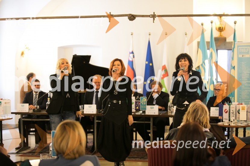  Alenka Godec, pevka;  Simona  Vodopivec Franko, pevka, igralka;  Damjana Golavšek, pevkaNovinarska konferenca Festivala Ljubljana