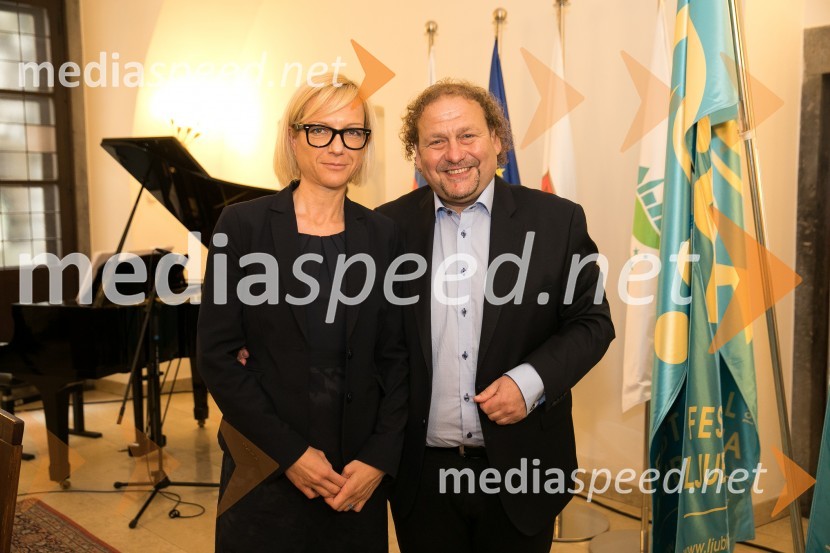 mag. Diana Horvat,  direktorica sektorja za trženje Energetika Ljubljana d.o.o.;  Darko  Brlek, direktor, Festival LjubljanaNovinarska konferenca Festivala Ljubljana