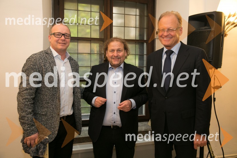  ... ;  Darko  Brlek, direktor, Festival Ljubljana;  Janez  Škrabec, direktor Riko d.o.o., predsednik Slovensko-ruskega poslovnega sveta, častni konzul BelorusijeNovinarska konferenca Festivala Ljubljana