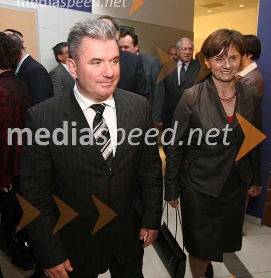 Andrej Vizjak, minister za gospodarstvo in Cvetka Jurak, vodja hotelov Zdravilišče LaškoOtvoritev termalnega centra Wellness park Laško