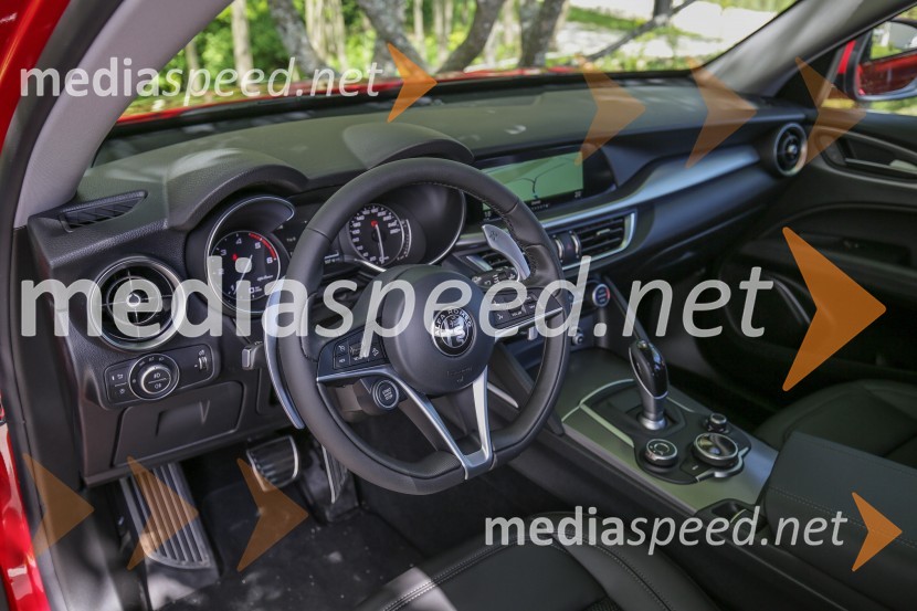 Alfa Romeo Stelvio, slovenska predstavitevAlfa Romeo Stelvio, slovenska predstavitev