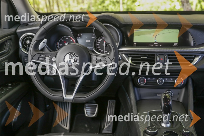 Alfa Romeo Stelvio, slovenska predstavitevAlfa Romeo Stelvio, slovenska predstavitev