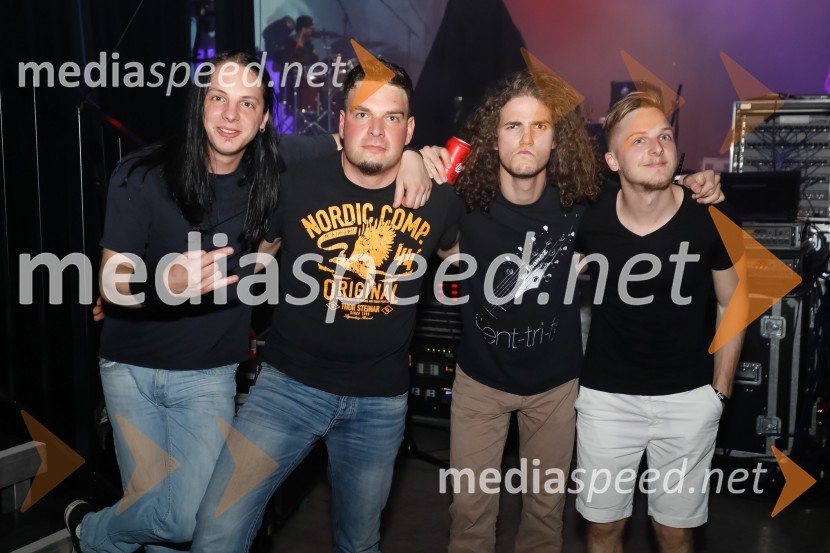  Blaž  Arnolj , član skupine Prelude;  Davor  Loštrek, pevec skupine Prelude;  Klemen  Mlinar, član skupine Prelude;  Aljaž  Trček, član skupine PreludeVolkswagen rocks, zaključni koncert