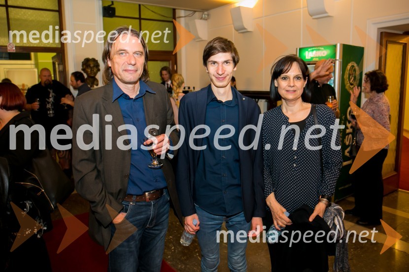   Bojan Labović, scenarist in režiser;  ... ;  ... Nebeški odred, premiera predstave