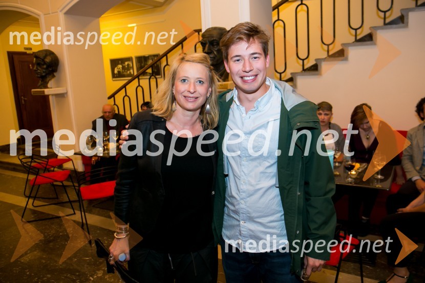  Tatjana Doma, dramaturginja, SLG Celje;  Tine Tribušon, scenografNebeški odred, premiera predstave