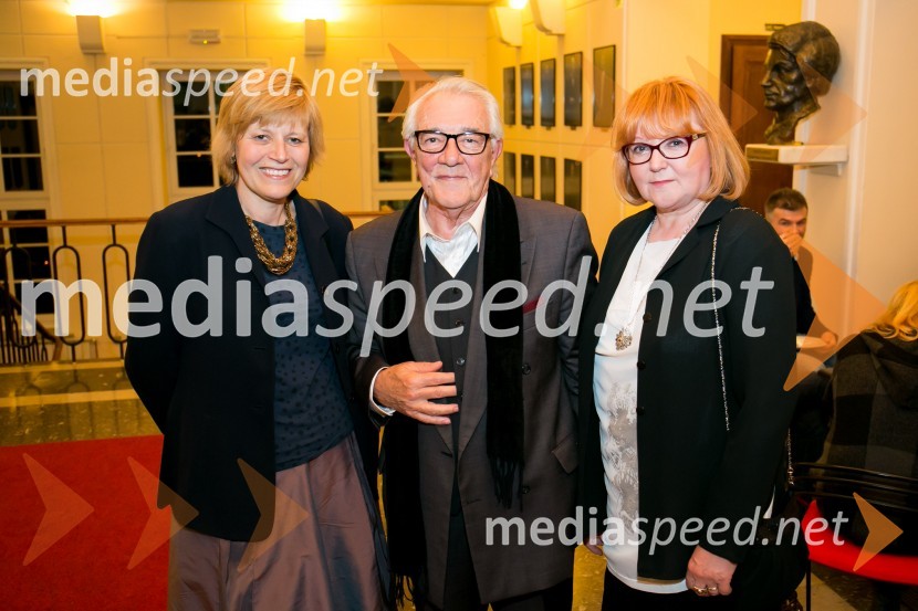  Tina Mahkota, prevajalka;  Slavko Deržek, profesor francoskega jezika;  Carmen Deržek, profesorica francoskega jezikaNebeški odred, premiera predstave