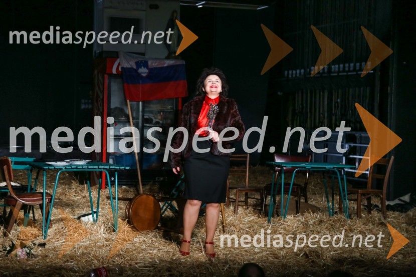  Irena Varga, igralkaLjudožerci, premiera predstave