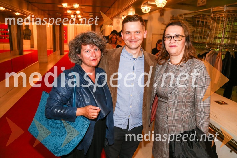  ... ;  Matevž Biber, igralec;  Lidija Divjak Mirnik, direktorica Študentskih domov UM, mestna svetnica MOM (LPR)Ljudožerci, premiera predstave