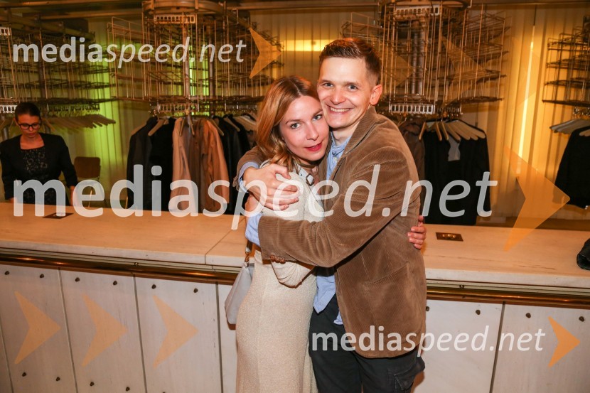  ... ;  Matevž Biber, igralecLjudožerci, premiera predstave