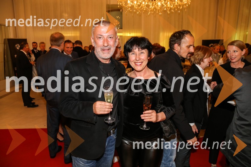  Ivica Buljan, režiser;  ... Ljudožerci, premiera predstave