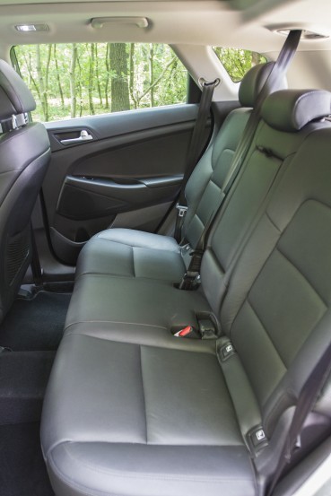 Hyundai Tucson 1.7 CRDi HP 7DCT 2WD Impression, dovolj prostora tudi zadajHyundai Tucson 1.7 CRDi HP 7DCT 2WD Impression, Mediaspeed test