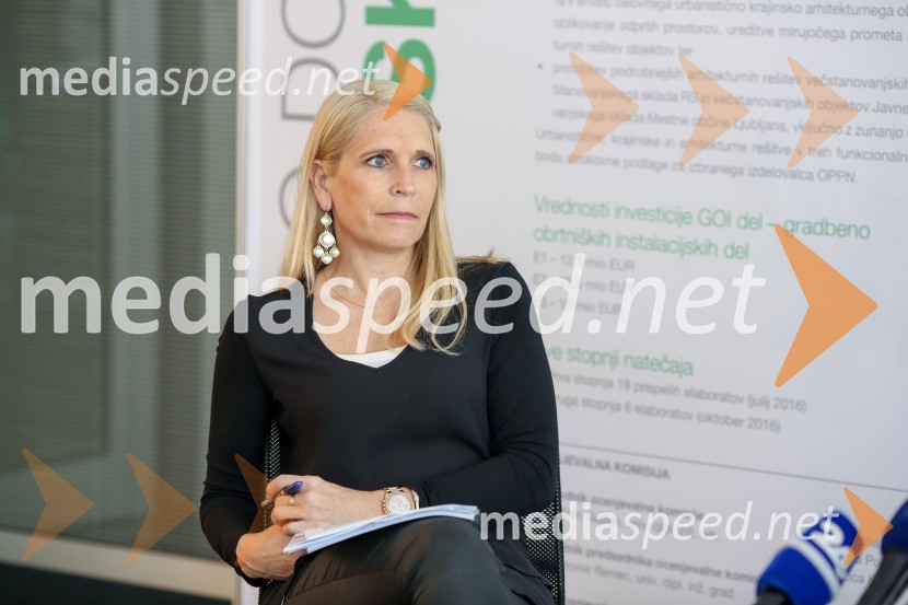 Tamara Rozman Mediaspeed - Novinarska konferenca SSRS pred prodajo enot v soseski ...