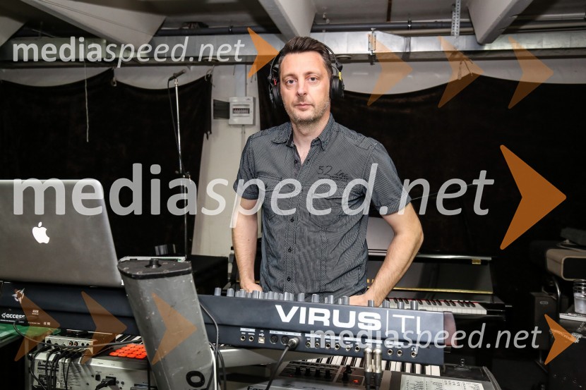  Boštjan Grubar, član skupine Dan DDan D, koncert in druženje