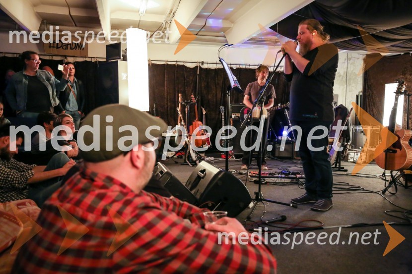  Marko Turk - Tučo, član skupine Dan D;  Tomislav  Jovanović - Tokac, pevec skupine Dan DDan D, koncert in druženje