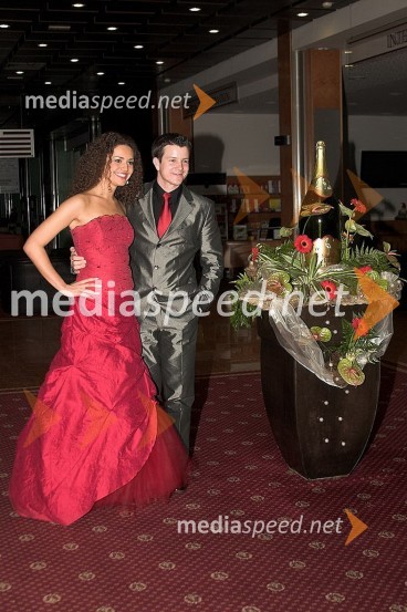 Tadeja Ternar, Miss Slovenije 2007 in Boštjan Romih, voditelj prireditve13. noč penine