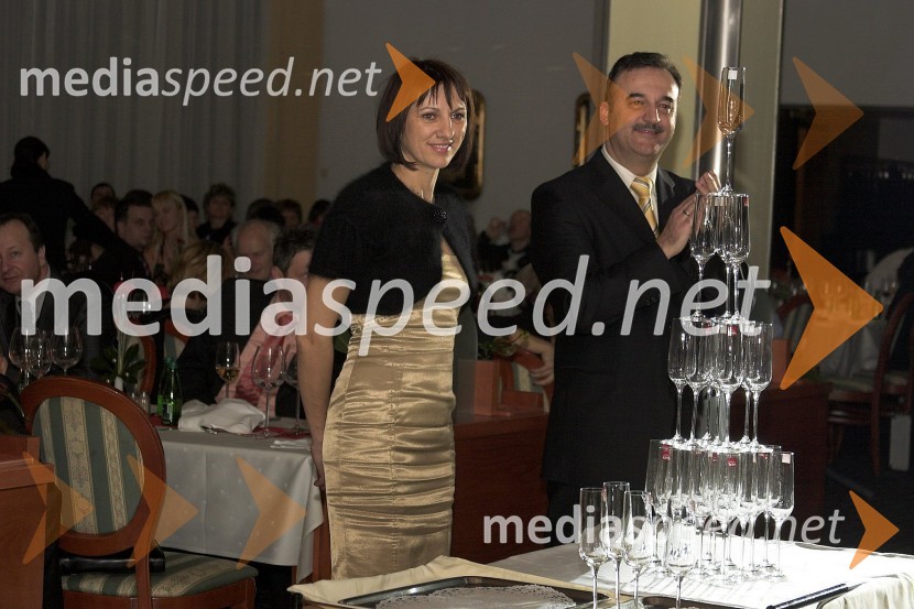 Alenka Cvetkovič, žena Boruta Cvetkoviča, direktorja Radgonskih goric in Milan Karoli, direktor Term Radenci d.o.o.13. noč penine