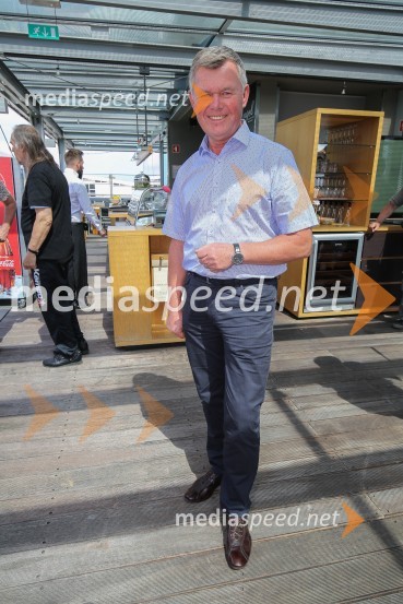  Boris Kopitar, pevecPredstavitev novega člana skupine Čuki, Miha Novak