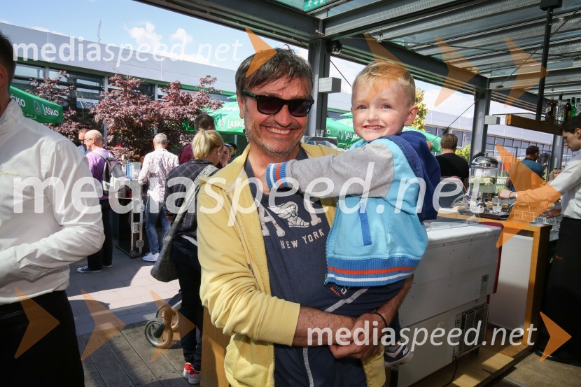 Predstavitev novega člana skupine Čuki, Miha Novak