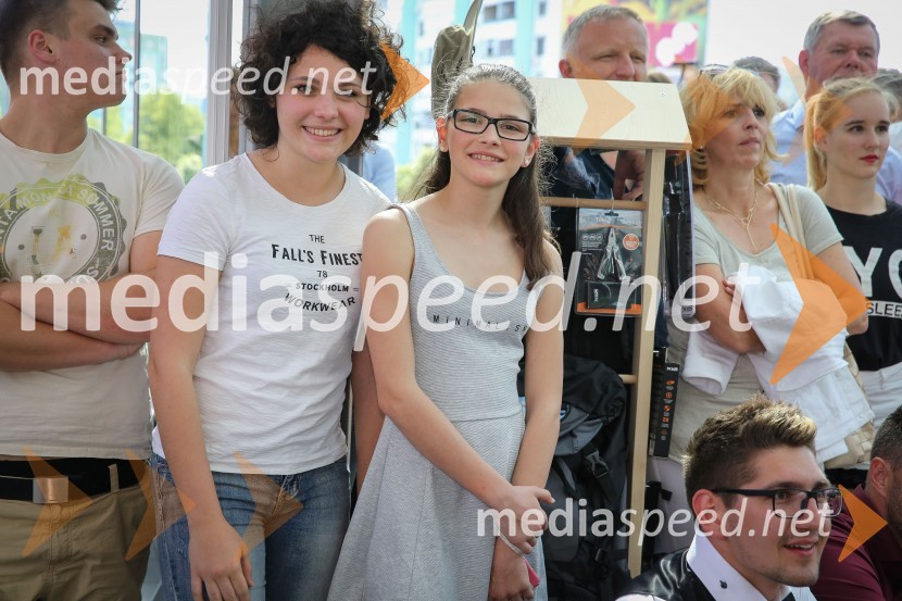  Petra Potrebuješ, miss grofične 2021;  Eva PotrebuješPredstavitev novega člana skupine Čuki, Miha Novak